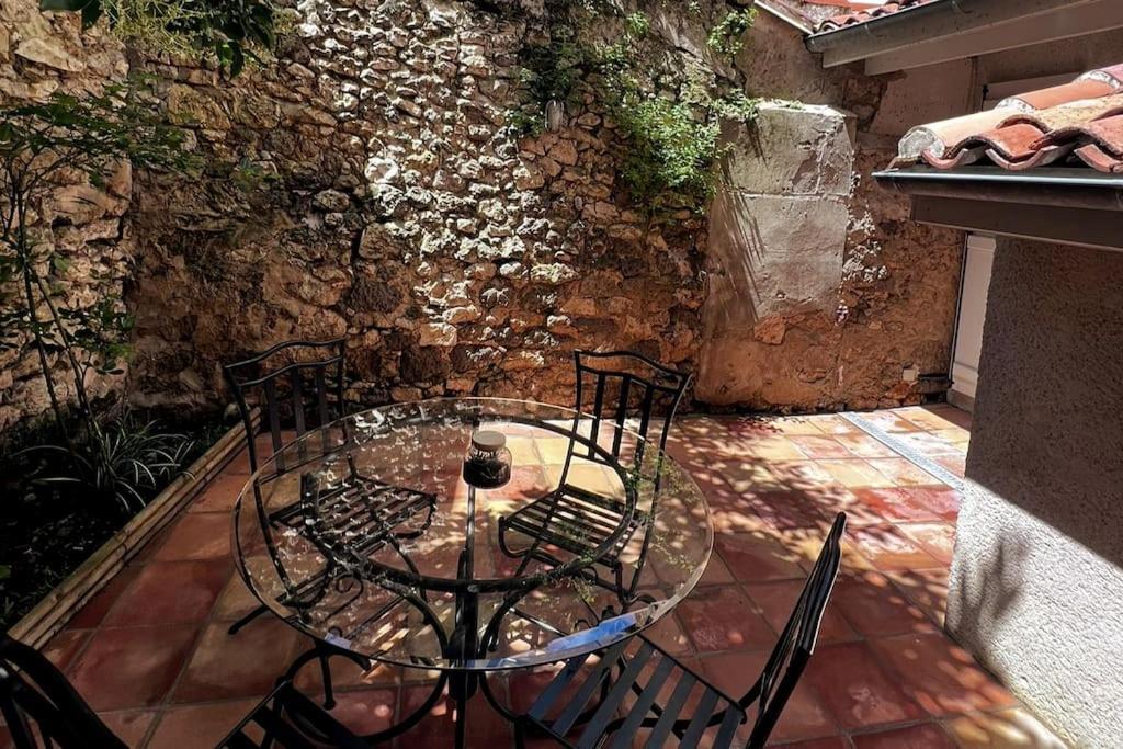 Charmante Maison Renovee Nérac Esterno foto